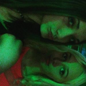 Meet your Posher, Chloe